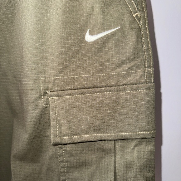 NWT Nike Army Green Utility Pant - Picture 2 of 12